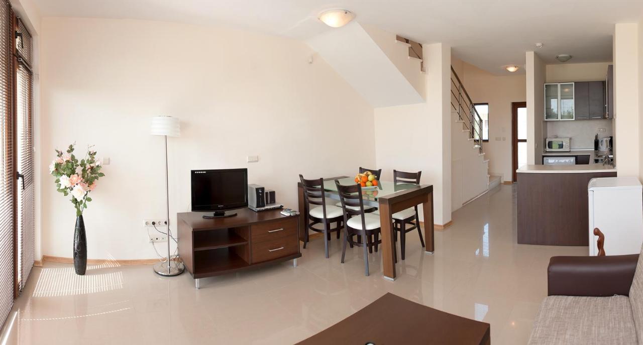 Lighthouse Apartments And Villas Balchik Esterno foto