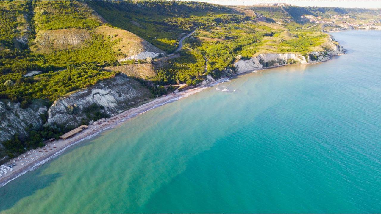 Lighthouse Apartments And Villas Balchik Esterno foto