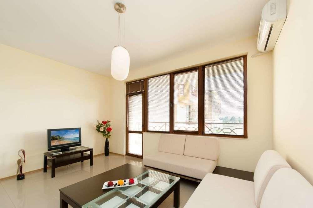 Lighthouse Apartments And Villas Balchik Esterno foto
