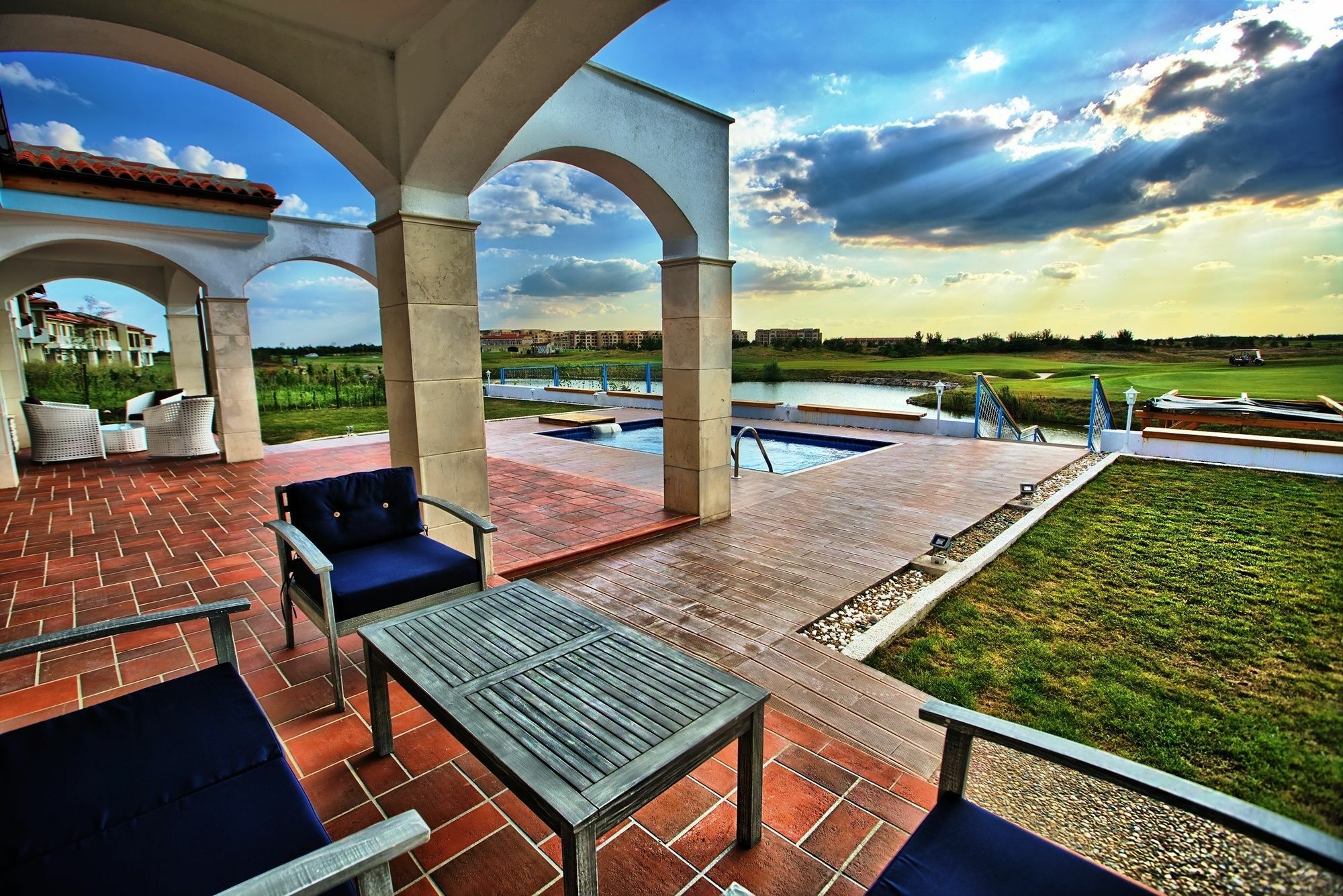 Lighthouse Apartments And Villas Balchik Esterno foto
